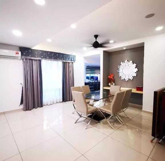 Majatalo Secret Garden Warni Villa