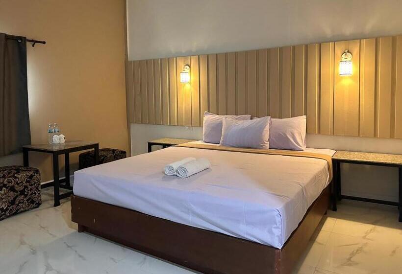 هتل 24 Sleep Resort Khlong Luang Hospital