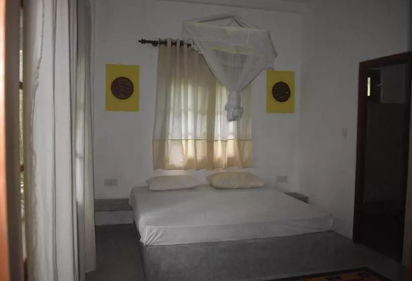 Hotelli Andy Homestay Units