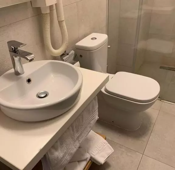 هتل Balkan Centar