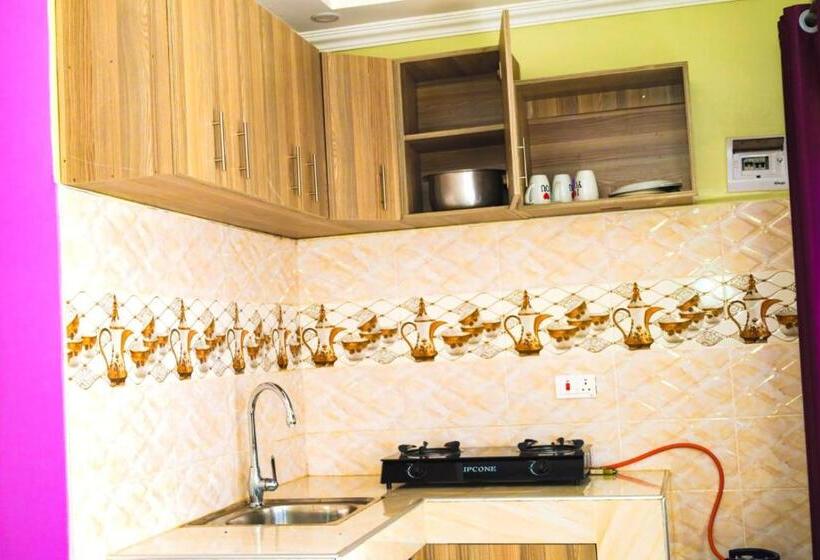 Gerly Homes Hotel & Restaurant