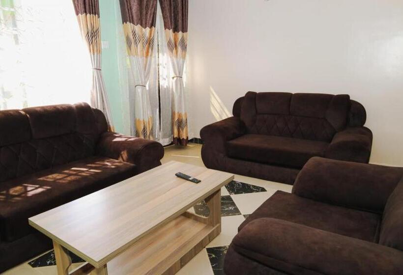 Gerly Homes Hotel & Restaurant