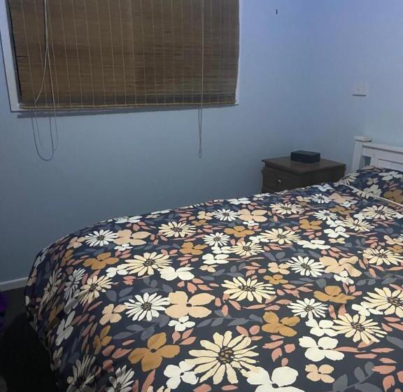 酒店 Jabiru Wetland Farmstay