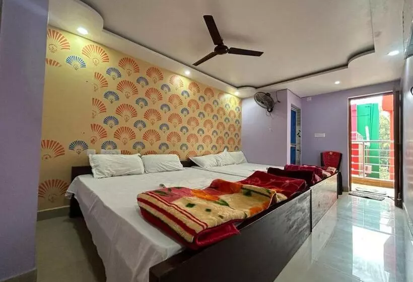 هتل New Nayantara Lodge