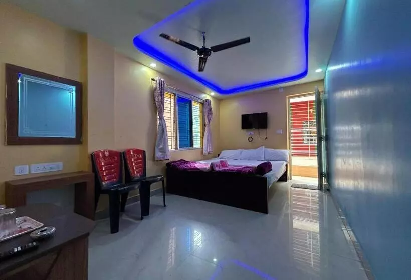 هتل New Nayantara Lodge