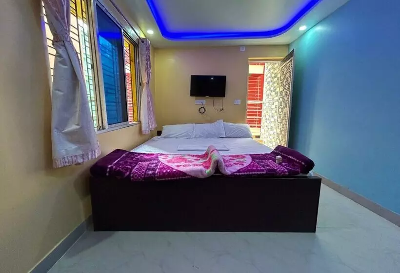 هتل New Nayantara Lodge