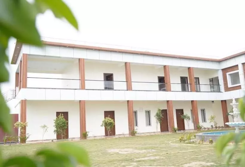 Hotelli Royal Delight Resort