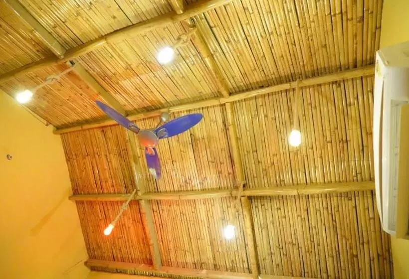 Hotelli Royal Delight Resort