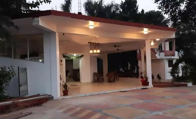 Hotelli The Baagh Jungle Resort