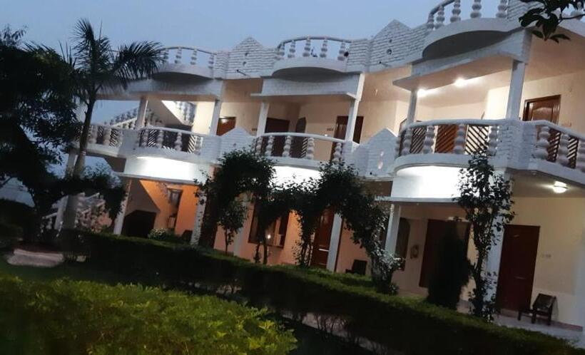 هتل The Baagh Jungle Resort