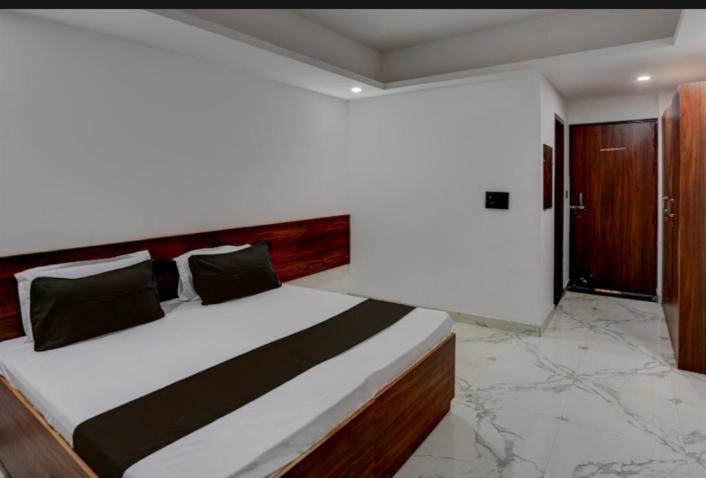 Hotel The Simran Suites