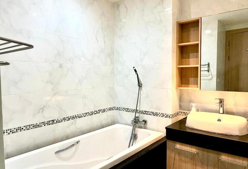 一卧现代迷人公寓@kata Beach, 步行5分钟