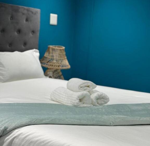 פנסיון Entindini Guest House