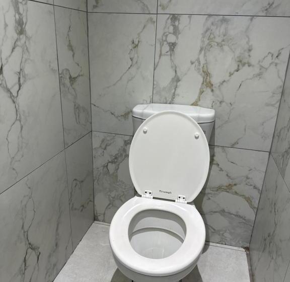 פנסיון Entindini Guest House