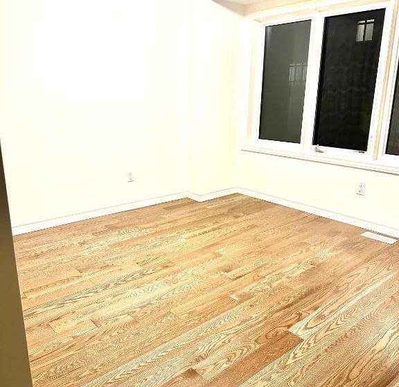 بنسيون Private Room In A Brand New House Ajax Greater Toronto, 30 Min To Pearson Airport