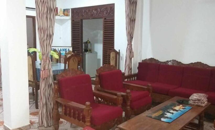 بنسيون Villa Ocean Breeze