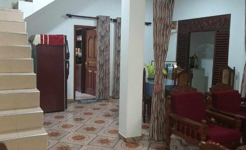 بنسيون Villa Ocean Breeze