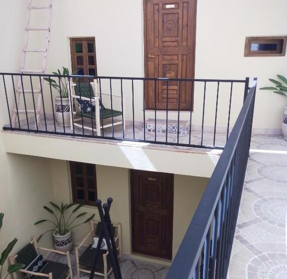 Riad Bouganville Bleu