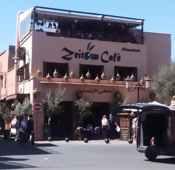 Riad Bouganville Bleu