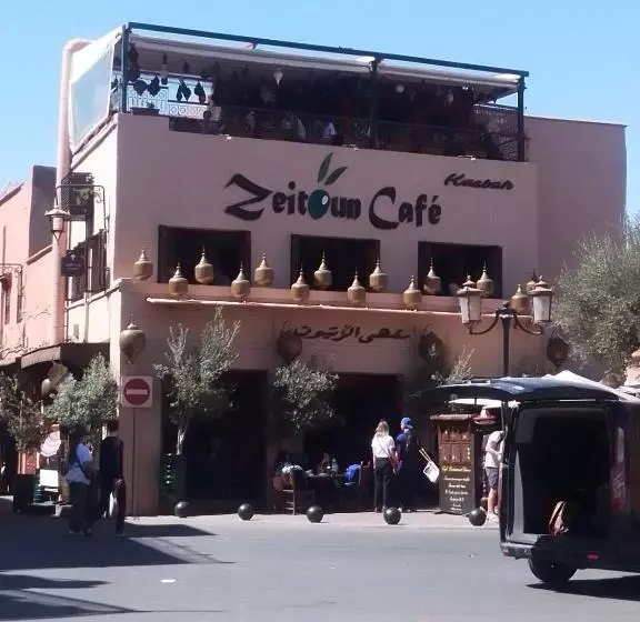 Riad Bouganville Bleu