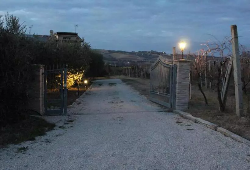 تختخواب و صبحانه La Casa Nell Orto