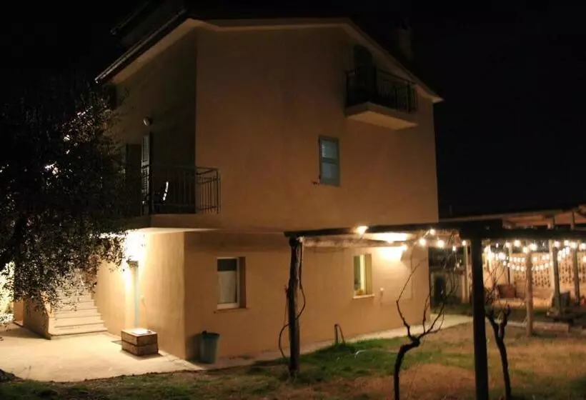 تختخواب و صبحانه La Casa Nell Orto