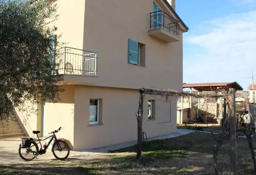 تختخواب و صبحانه La Casa Nell Orto