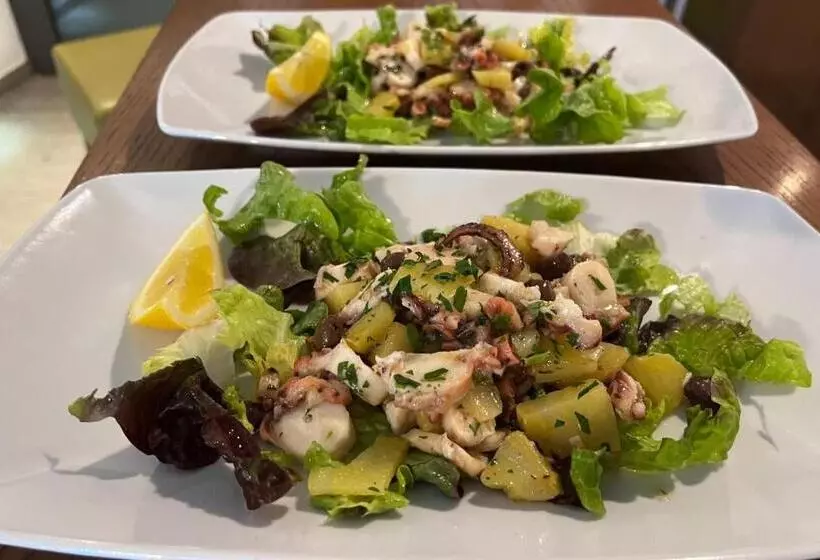 Aamiaismajoitus (B&B) Ristorante Della Posta , Cama