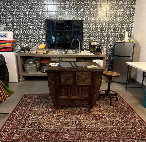 تختخواب و صبحانه Starlight Oasis