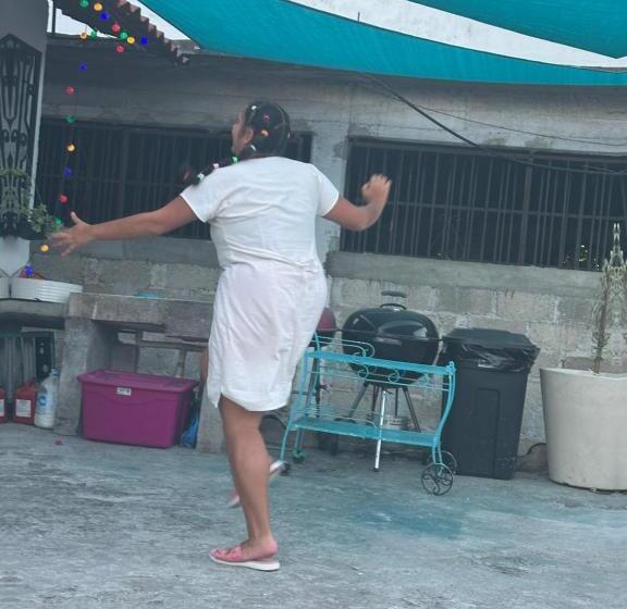 تختخواب و صبحانه Starlight Oasis