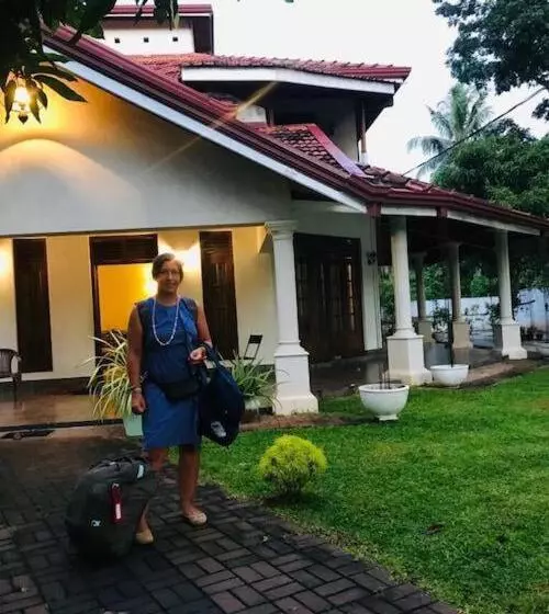 ベッドアンドブレックファースト Marigold Apart Hotel Negombo