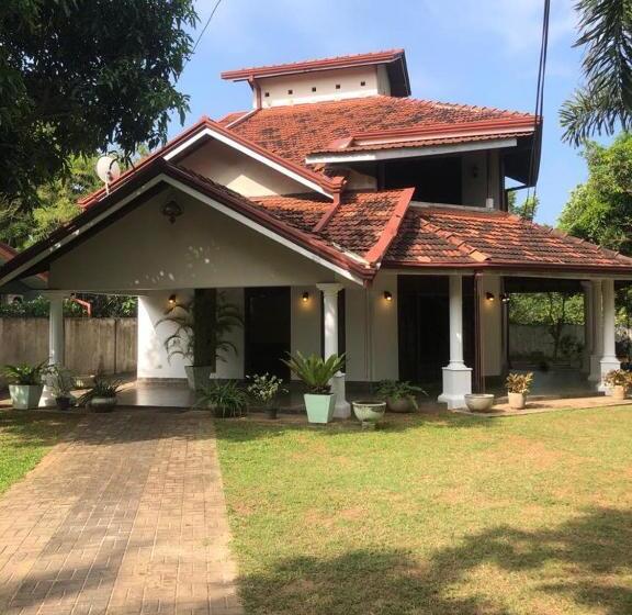 צימר Marigold Apart Hotel Negombo