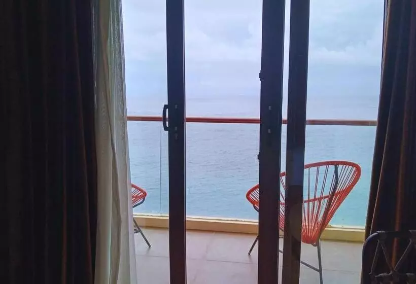 ホテル Arjuna Suite And Apartment Sea View Ne45