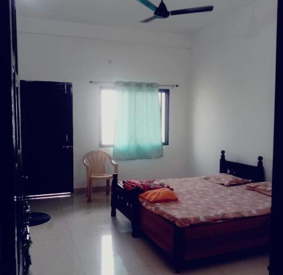 فندق Heera Heights Studio Apartment