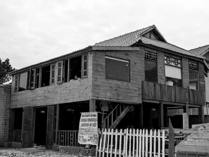 هتل Nhà Gỗ Homestay Nguyên Văn