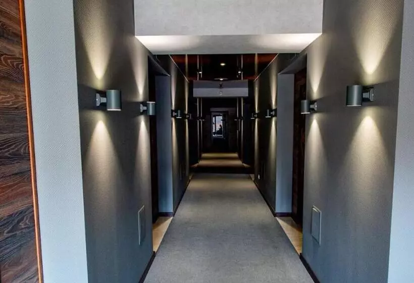 هتل Ololovostok I Coliving & Coworking