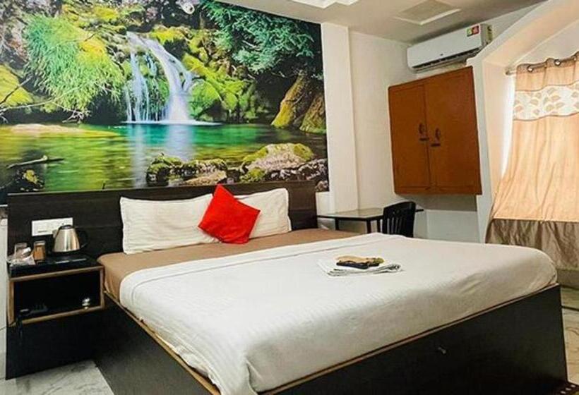 酒店 Prince Lodge And Banquet