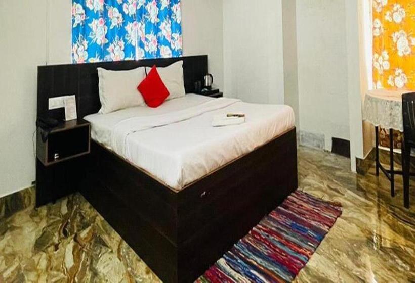 酒店 Prince Lodge And Banquet