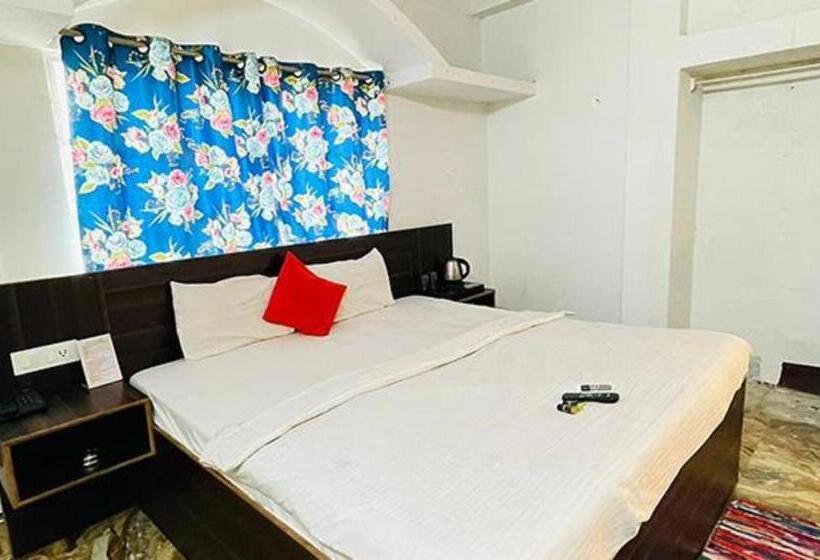 酒店 Prince Lodge And Banquet