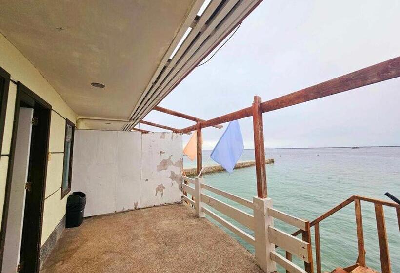 בית מלון כפרי Sea View Room The Beach Park Hadsan