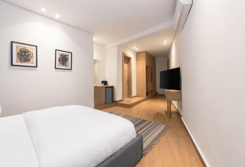 هتل Tree House Boutique