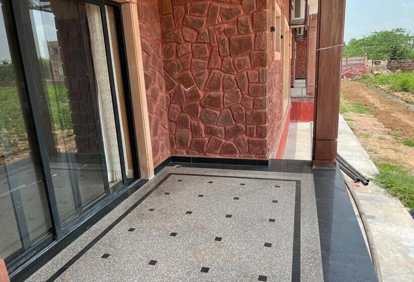 Hotelli Zoya’s Farm   Homestay Close To Nature