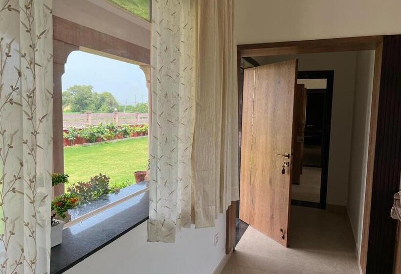 Hotelli Zoya’s Farm   Homestay Close To Nature