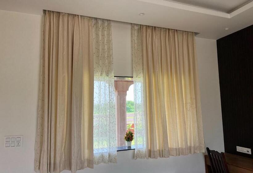 Hotelli Zoya’s Farm   Homestay Close To Nature