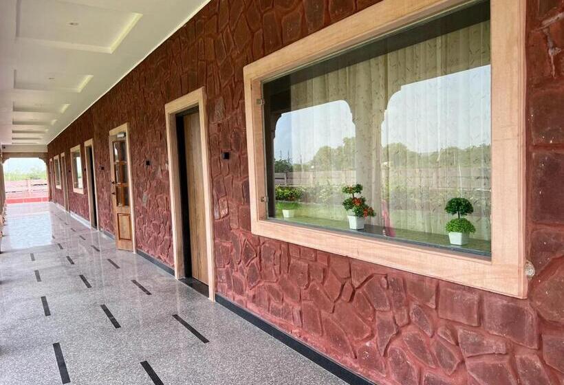 Hotelli Zoya’s Farm   Homestay Close To Nature