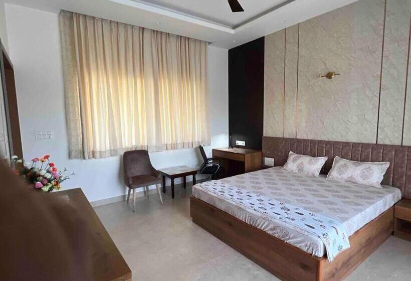 Hotelli Zoya’s Farm   Homestay Close To Nature