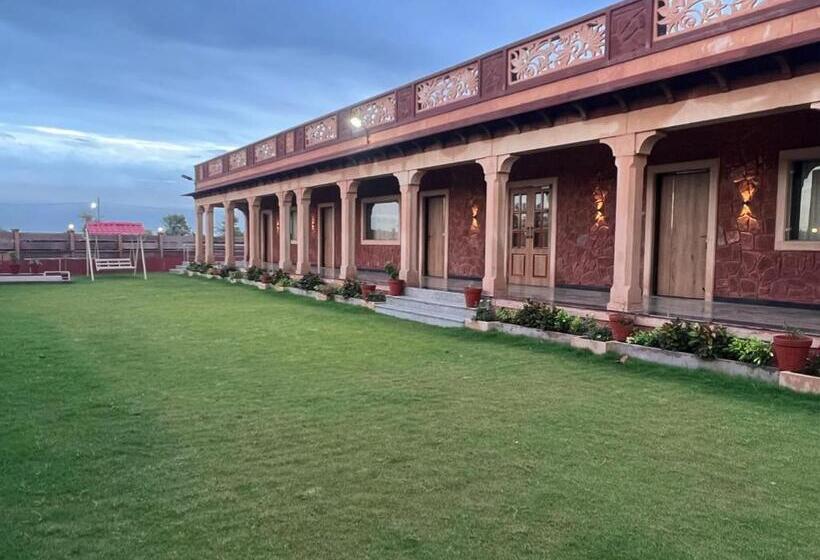 Hotelli Zoya’s Farm   Homestay Close To Nature