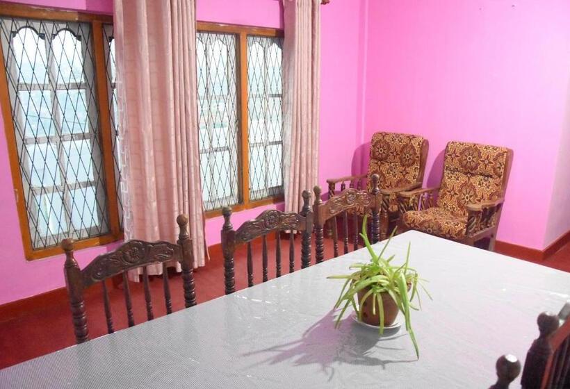 پانسیون Carmalin Holiday Bungalow