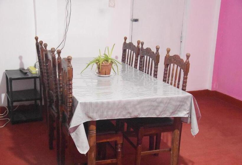 پانسیون Carmalin Holiday Bungalow