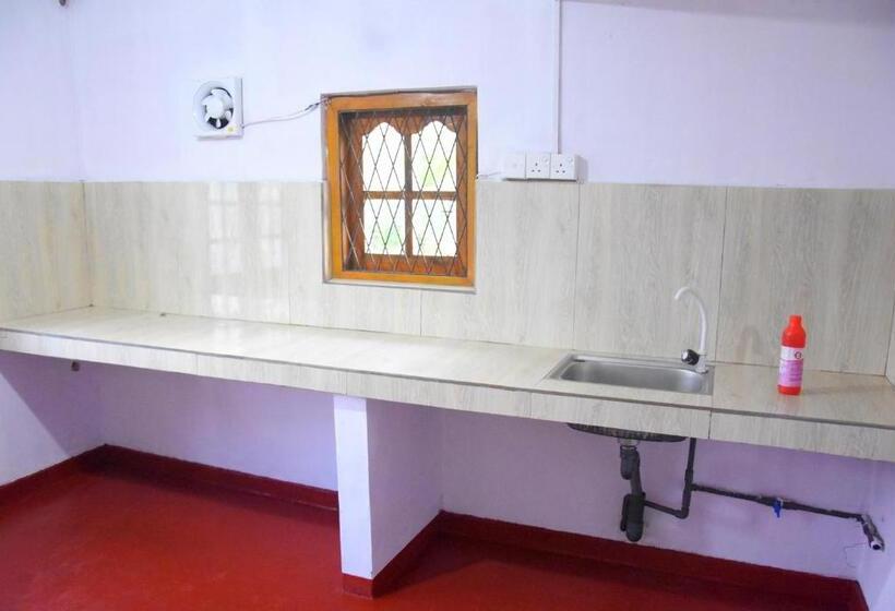 پانسیون Carmalin Holiday Bungalow